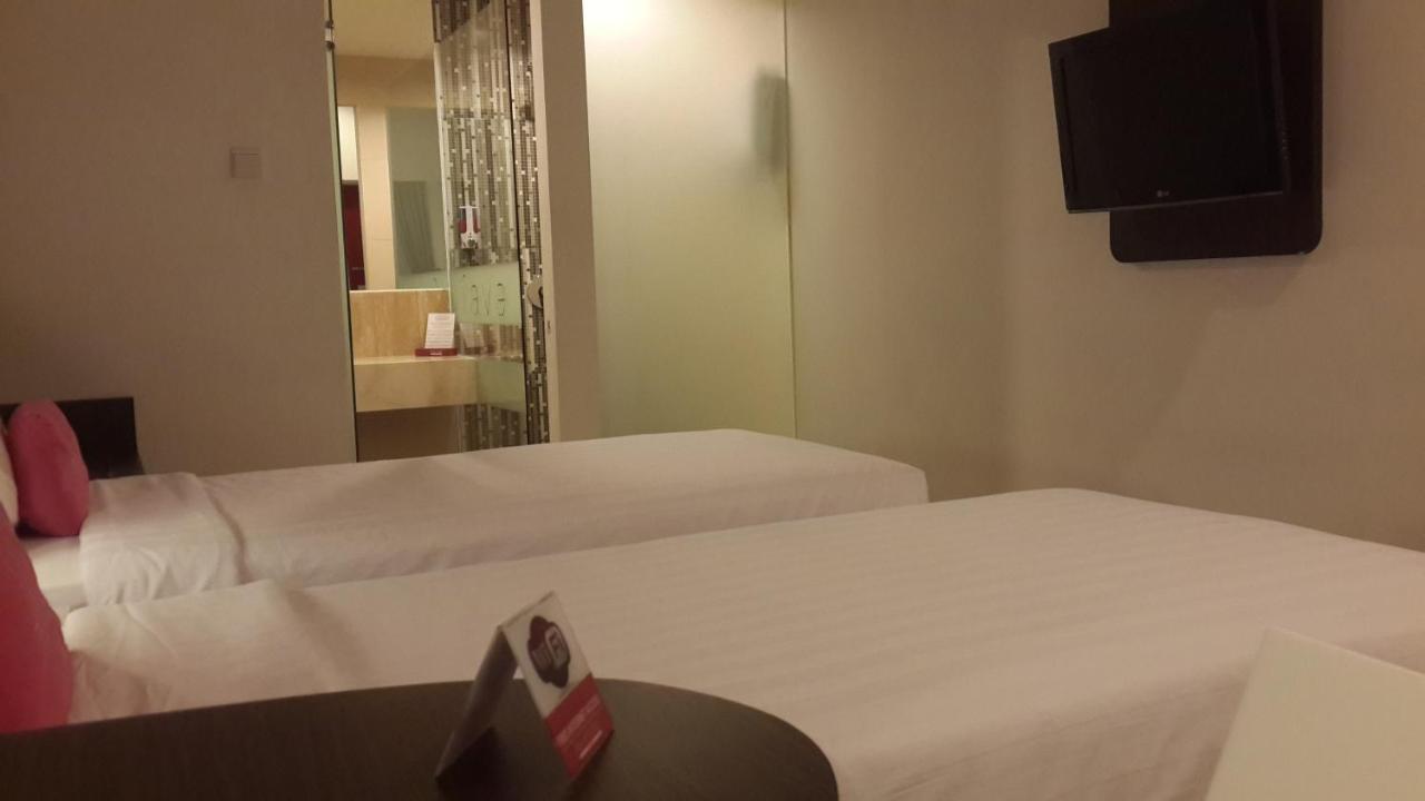 Favehotel Pluit Junction Jacarta Exterior foto
