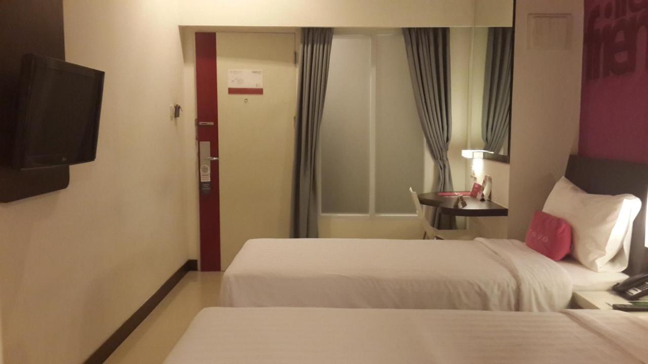 Favehotel Pluit Junction Jacarta Exterior foto
