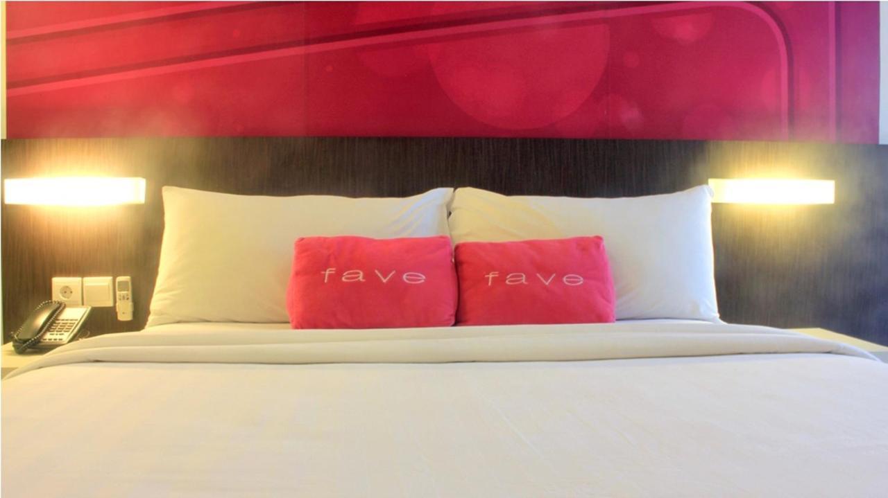 Favehotel Pluit Junction Jacarta Exterior foto