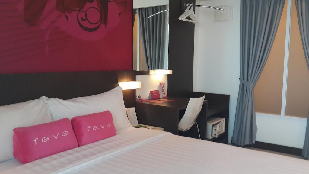Favehotel Pluit Junction Jacarta Exterior foto