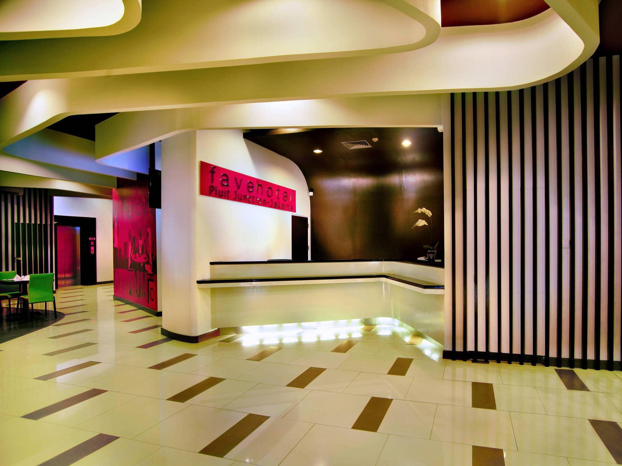 Favehotel Pluit Junction Jacarta Exterior foto
